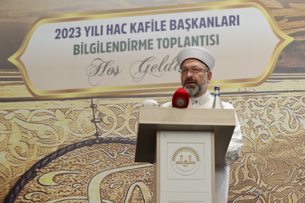 Diyanet İşleri Başkanı Erbaş, "2023 Hac Organizasyonu Kafile Başkanları Bilgilendirme Toplantısı"nda konuştu