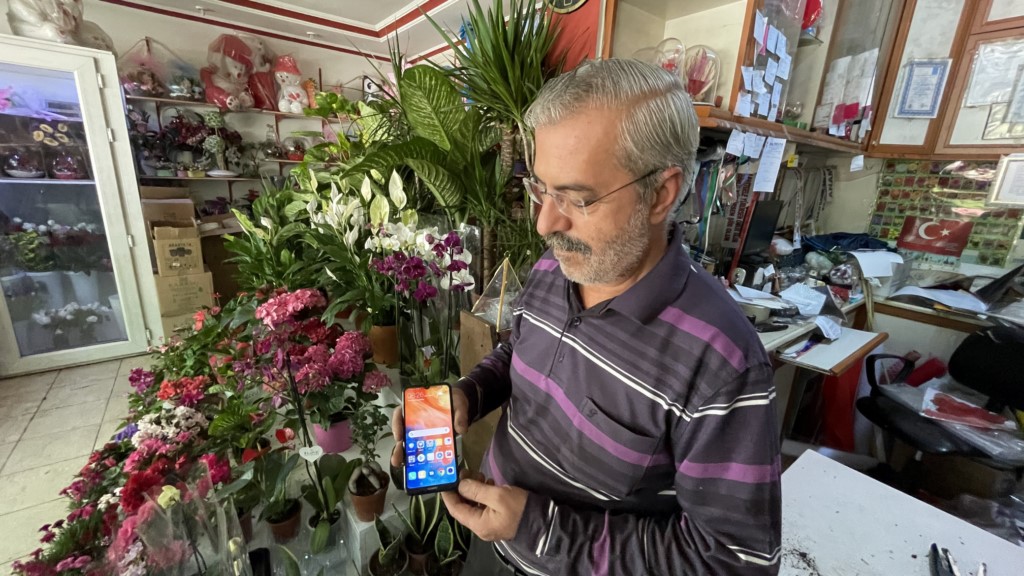 Çalıntı başvurusunda bulunduğu cep telefonu 2 ay sonra kargoyla gönderildi