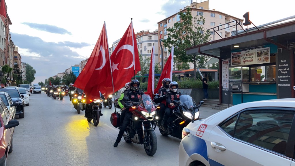 Motosikletliler 19 Mayıs'ta konvoy düzenledi