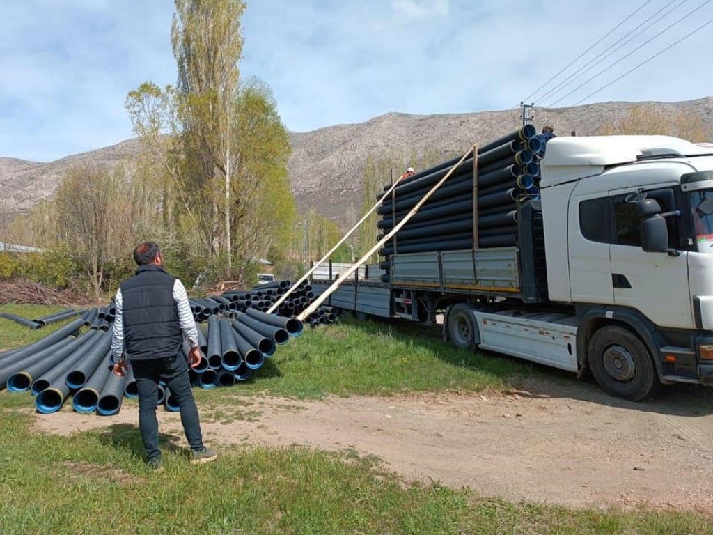 Ulaş'ta altyapı çalışmaları devam ediyor