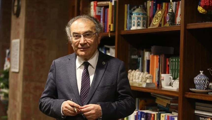 Prof. Dr. Nevzat Tarhan, "Altın Yazar" ödülünün sahibi oldu
