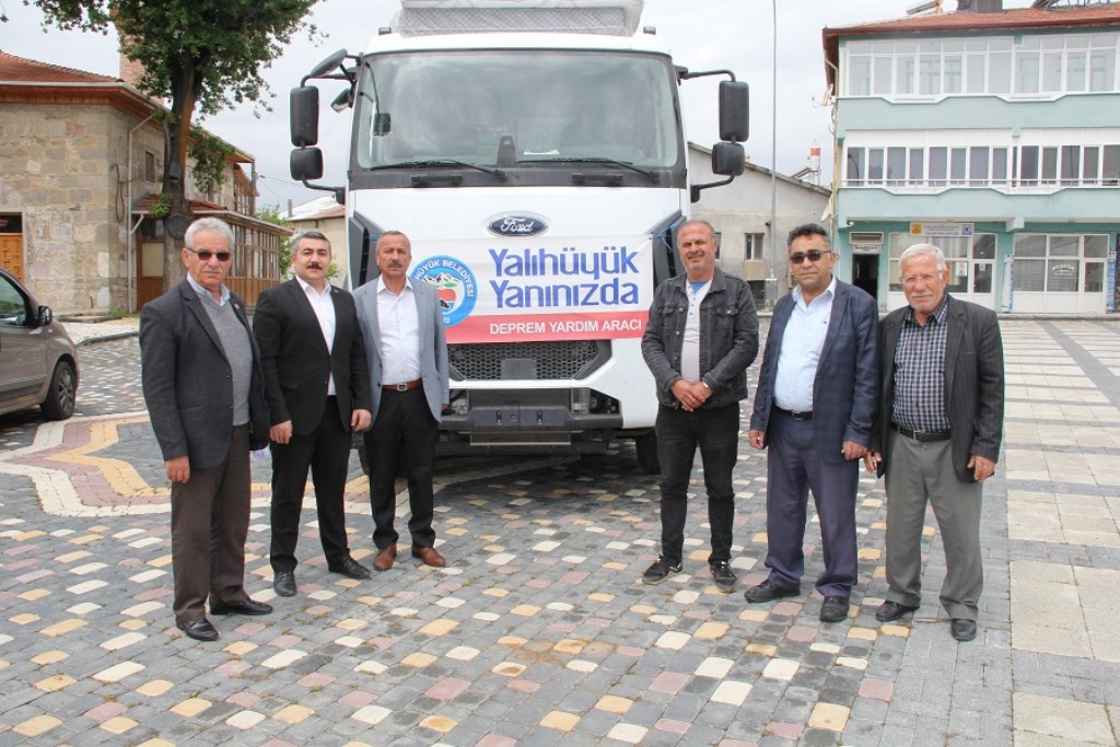 Konya'dan deprem bölgesi Hatay'a yardımlar sürüyor