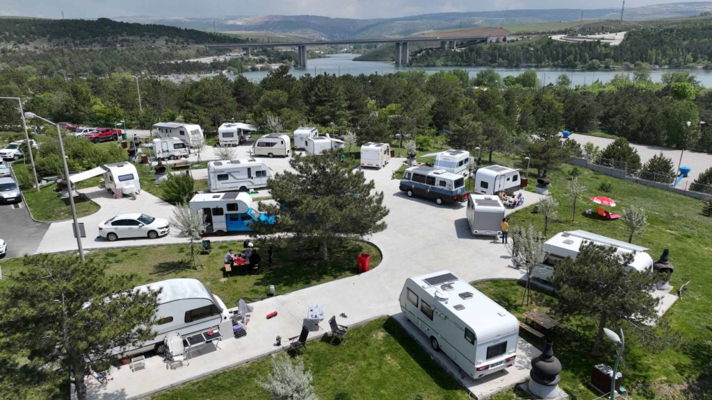 Karavan parklar yoğun ilgi görüyor