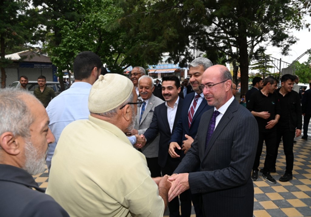 Ahmet Pekyatırmacı, Cuma Buluşmaları kapsamında vatandaşlarla bir araya geldi.