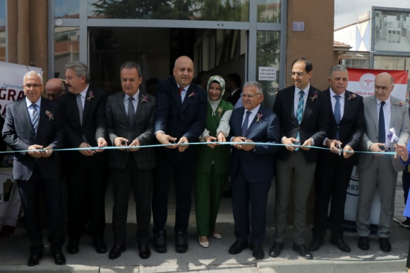 "Toplum Ruh Sağlığı İş Uğraş Terapi Sergisi" açıldı