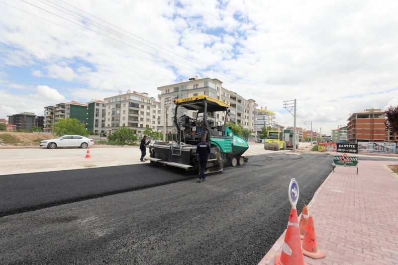 Mahalle yolları modernizasyonu hız kazandı