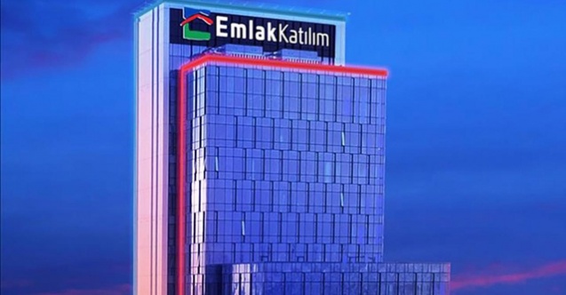 Emlak Katılım çalışanları kıyı temizliği etkinliğine katıldı