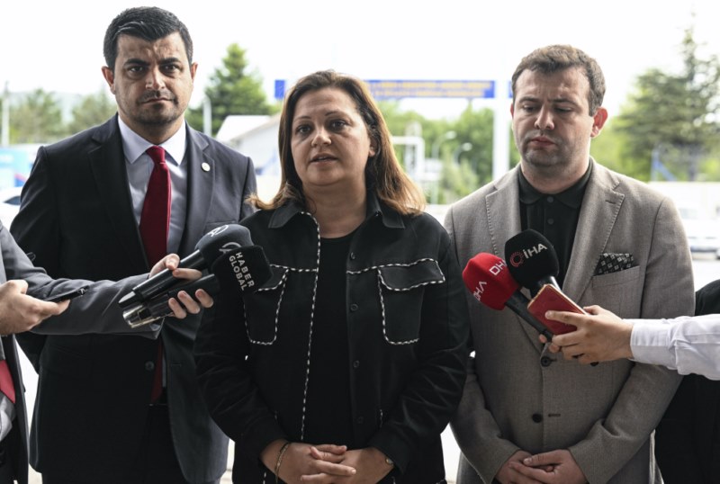 CHP Grup Başkanvekili Köksal, Elmadağ'da açıklama yaptı: