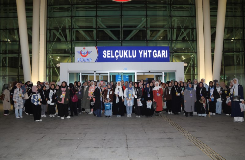 Hafız öğrenciler İstanbul’u gezdi