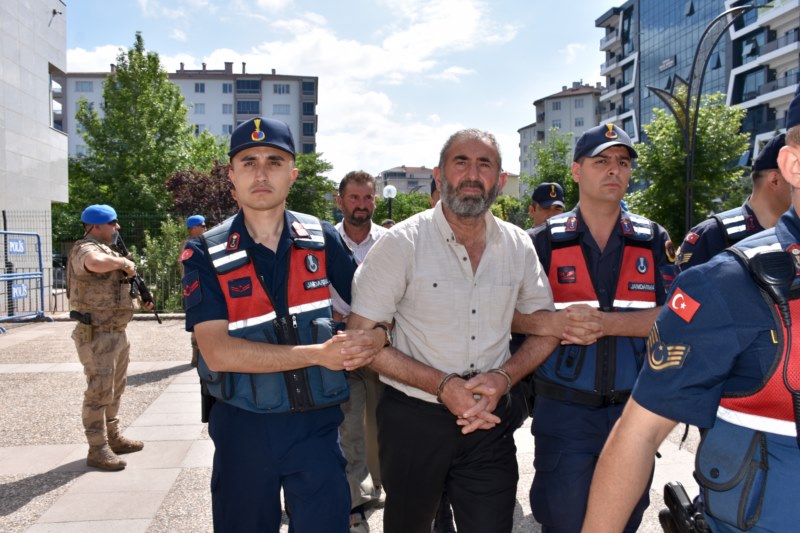 20 yıl önce işlenen cinayetin zanlısı 2 kardeş yakalandı