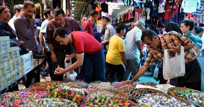 Esnaf, Kurban Bayramı alışverişlerinden yaklaşık 100 milyar lira gelir bekliyor