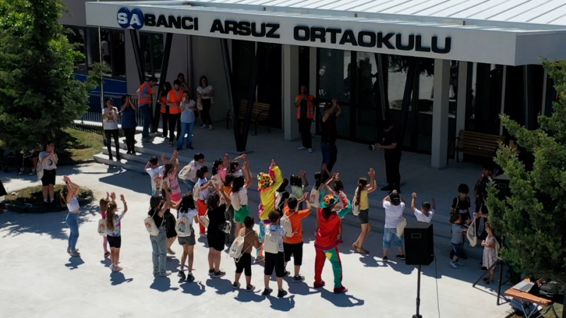 Sabancı Vakfı Hatay'da üç ayda 3 okul açtı