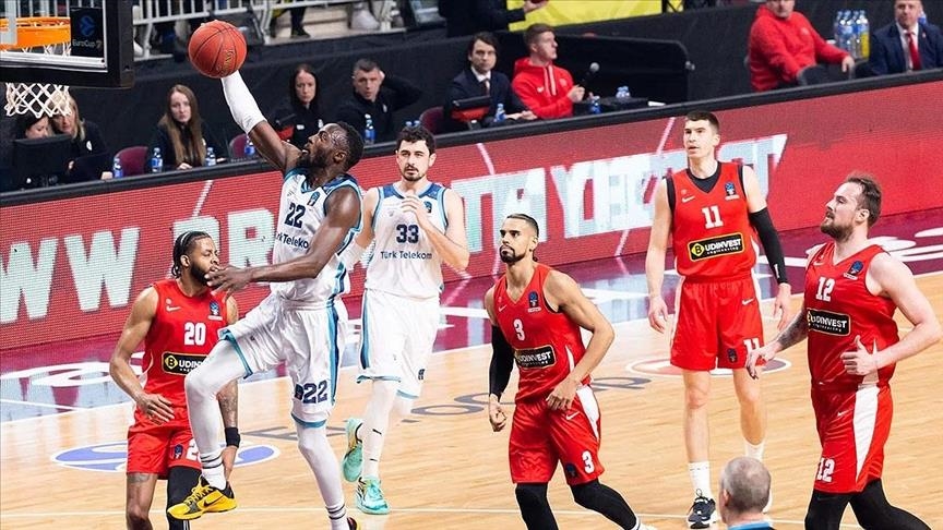 Türk Telekom Basketbol Takımı, 5 oyuncusuyla yollarını ayırdı