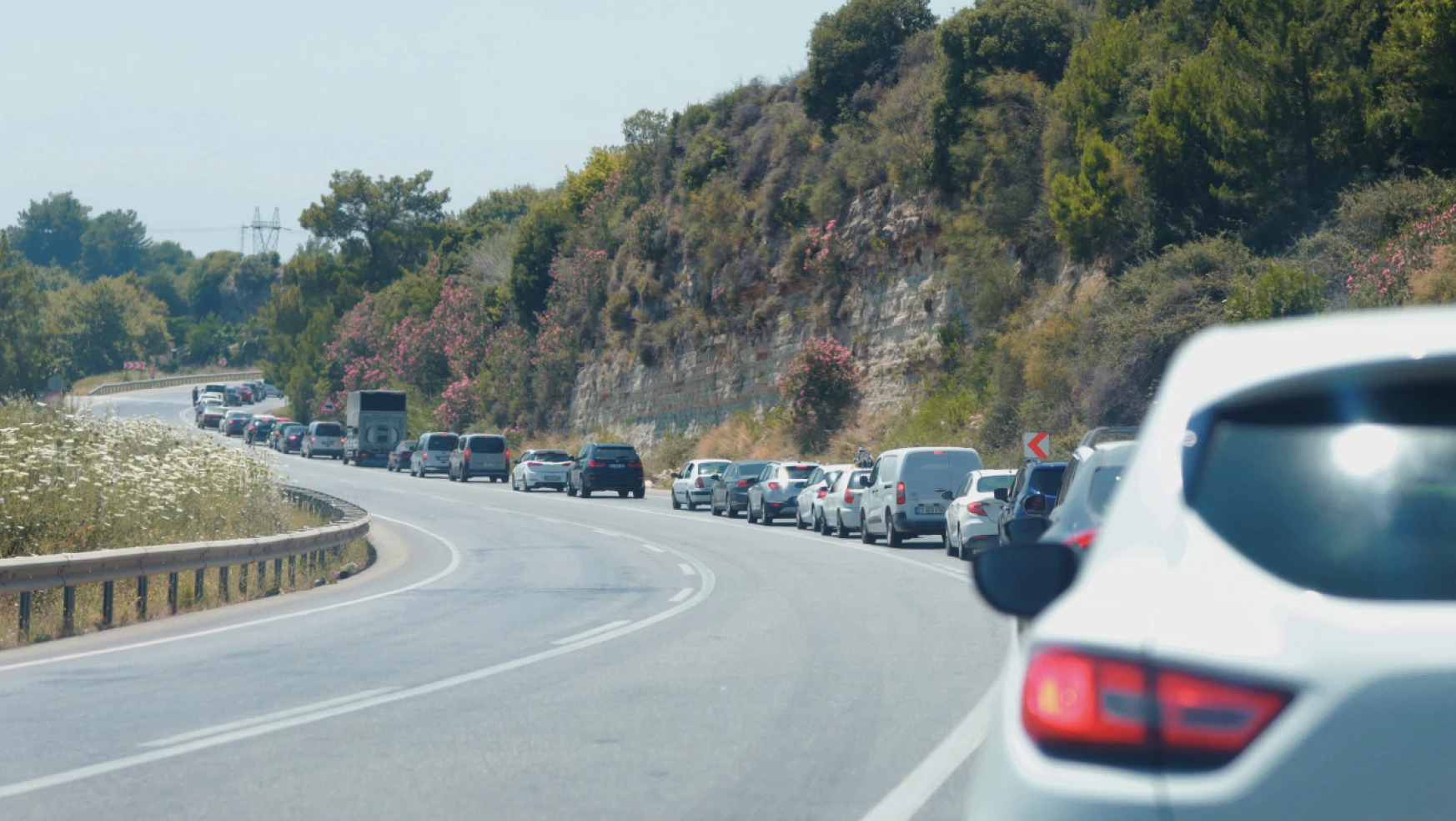 Antalya-Konya kara yolunda trafik yoğunluğu