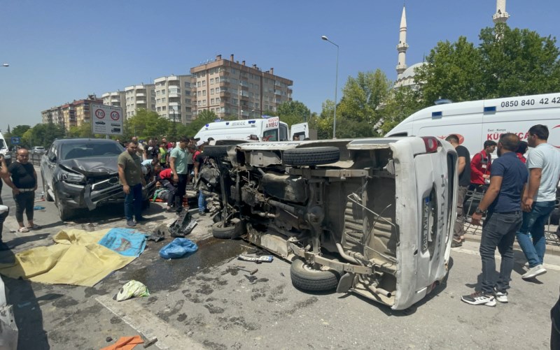 Trafik kazasında 1 kişi öldü, 4 kişi yaralandı