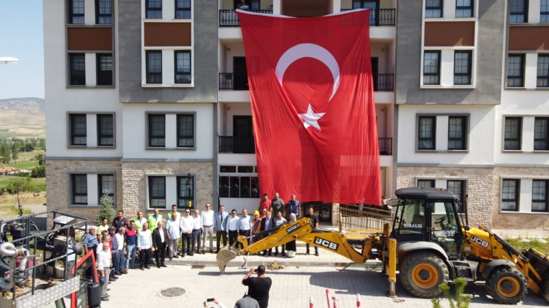 Aydıncık'da doğal gaz dağıtım çalışması başladı