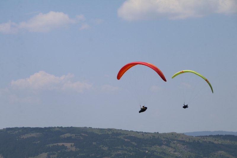 Yamaç paraşütü mesafe yarışması başladı