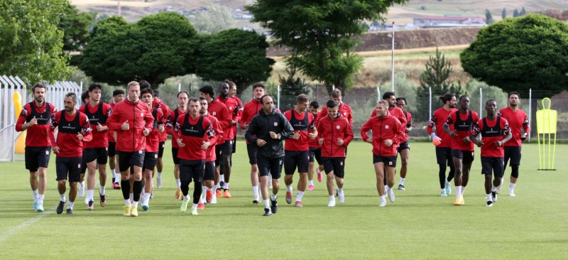 Sivasspor yeni sezon hazırlıklarına devam etti