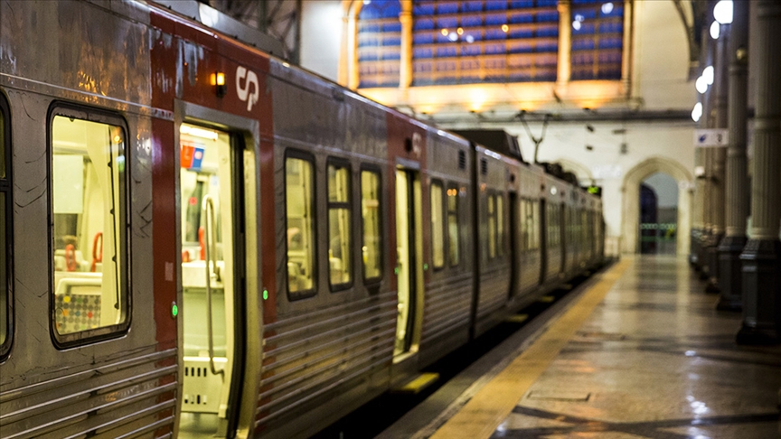 Bölgesel tren seferleri yoğun yağış nedeniyle yapılamıyor