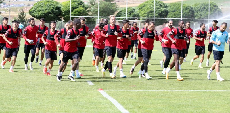 Sivasspor yeni sezon hazırlıklarına devam etti