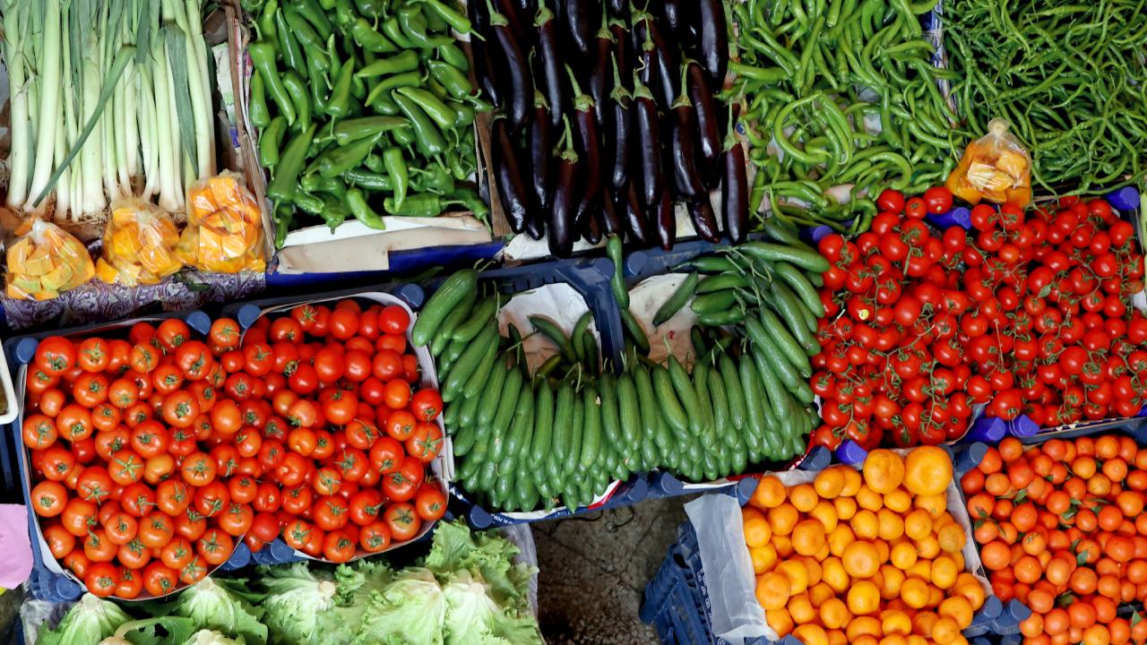 Pazar fiyatları garibanların uykularını kaçırıyor