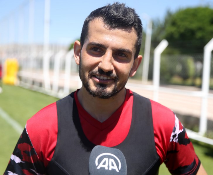 Emrah Başsan yeni adresi Sivasspor'da çok mutlu