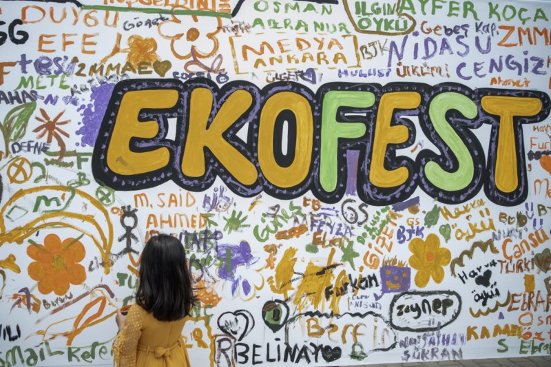 "Ekolojik Köy" doğal ürünleriyle festival ziyaretçilerine kapılarını açtı