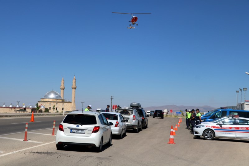 Helikopterle trafik denetimi