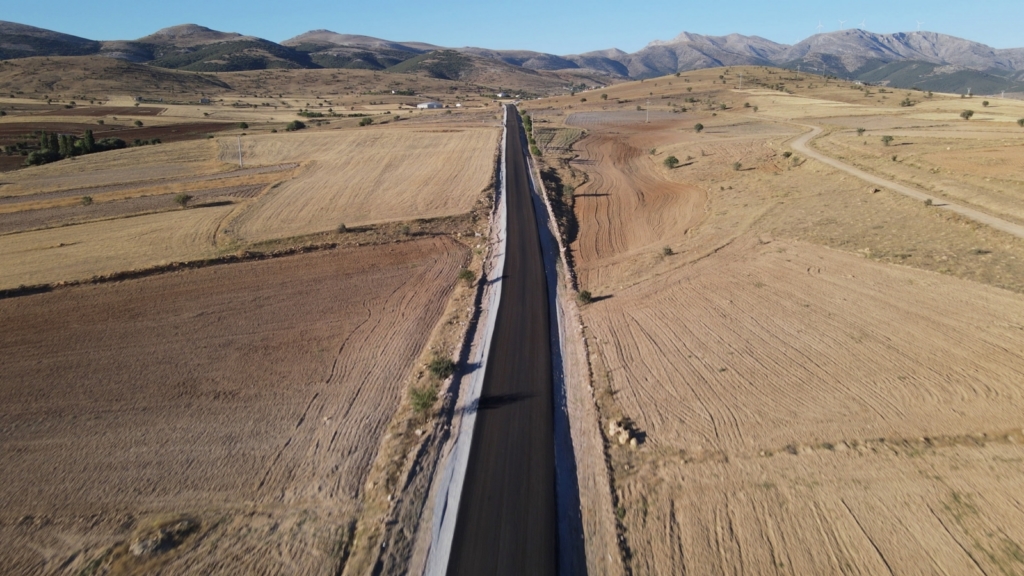 Belediye yol çalışmalarını hızlandırdı