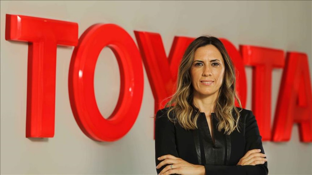 Toyota, ilk 6 ayda global satışlarını yüzde 5,1 artırarak 4.9 milyona yükseltti