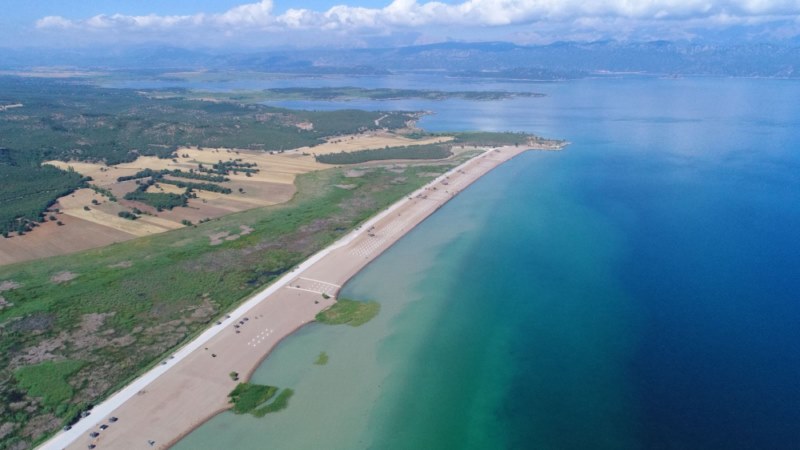 Konya'nın denizi Beyşehir’de Karaburun Plajı tatilcilerin yeni gözdesi oldu