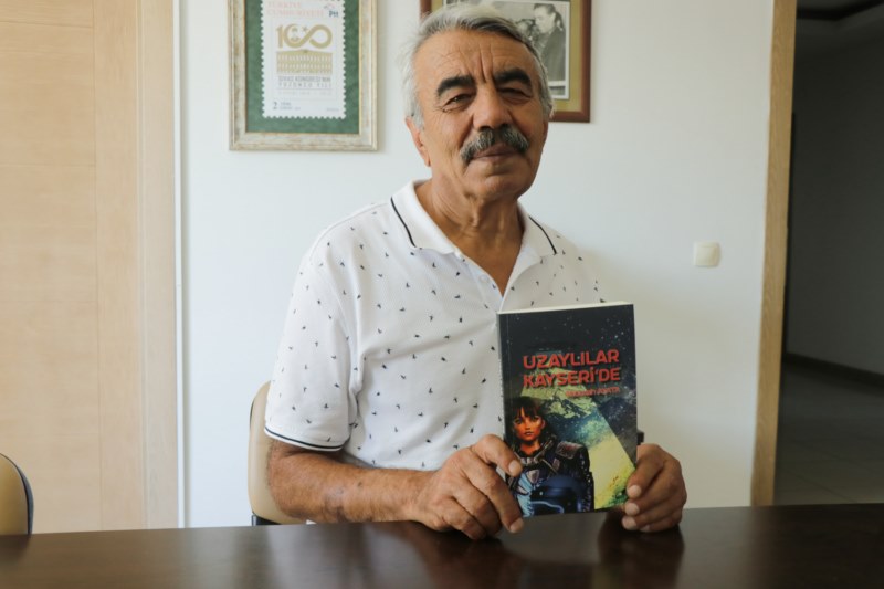 Abdullah Ayata'nın 15'inci kitabı çıktı