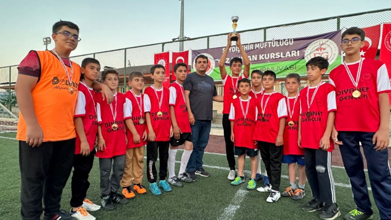 Yaz Kuran Kursları Futbol Turnuvası sona erdi