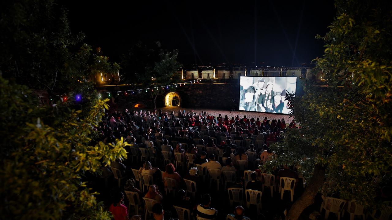 Dodurga beldesinde açık hava sinema etkinliği düzenlendi