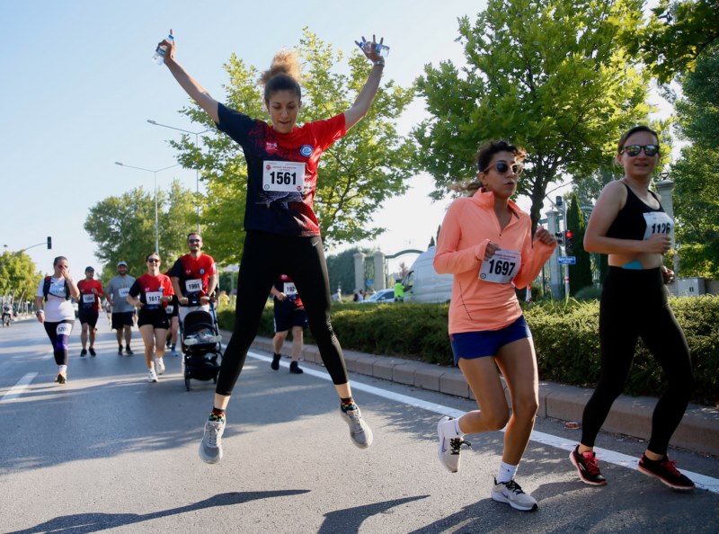 ''Yarı Maraton ve Spor Festivali" sona erdi