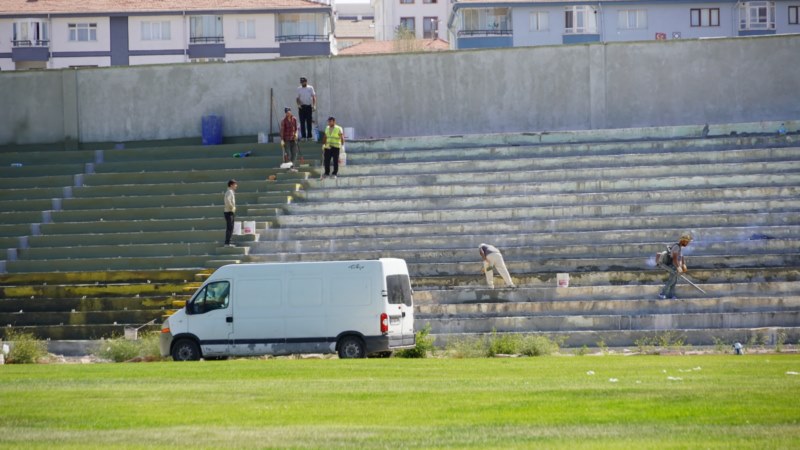 Bağlum Stadı yenileniyor