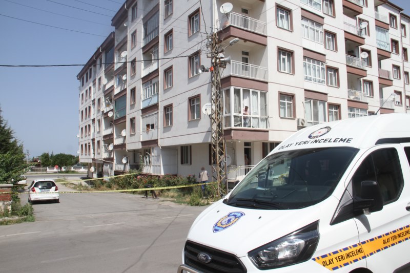 Apartmandan düşen küçük çocuk için acı haber geldi