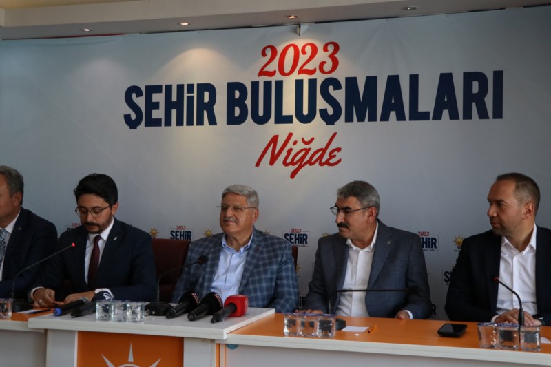 AK Partili Demiröz; "Erdoğan dengeleri sağlayabilecek tek lider"