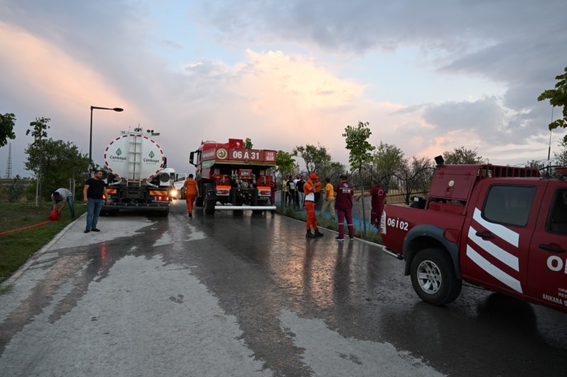 Ağaçlık alanda çıkan yangın söndürüldü