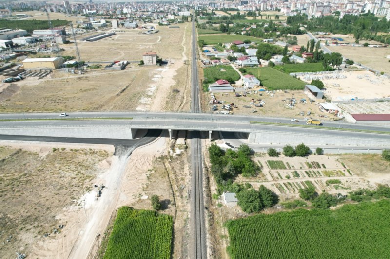 Niğde Belediyesi alt yapı çalışmaları sürüyor