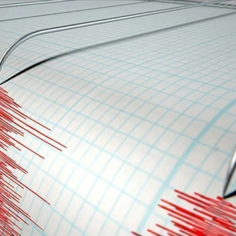 4,2 büyüklüğünde deprem