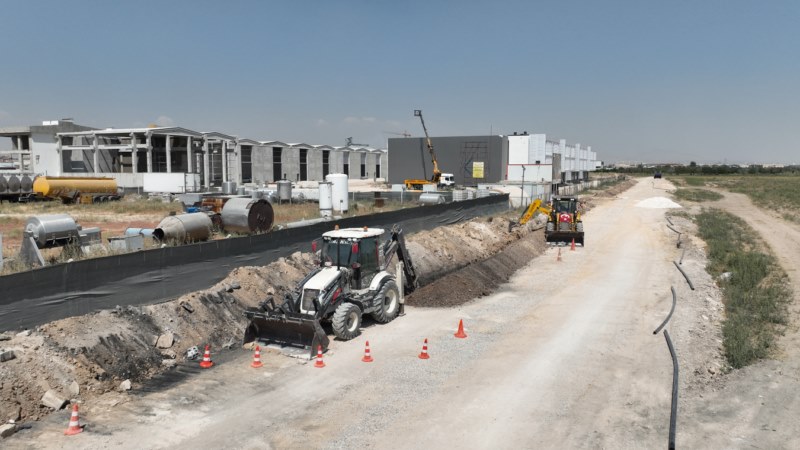 Büyükşehir Belediyesi altyapı eksiklerini tamamlamak için çalışmalarını sürdürüyor