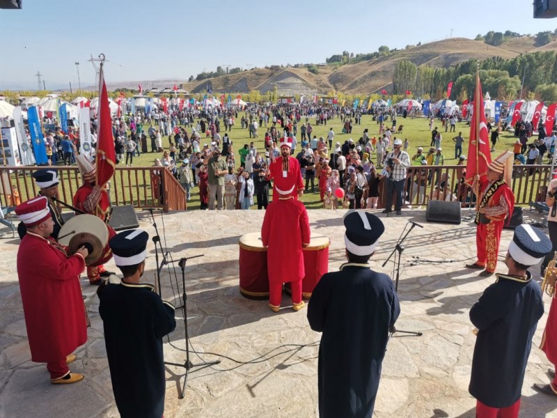 Malazgirt Zaferi'nin 952. yıl dönümüne coşkulu eşlik