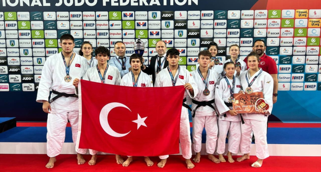 Ümit Milli Judo Karma Takımı, Dünya Şampiyonası'nda bronz madalya kazandı