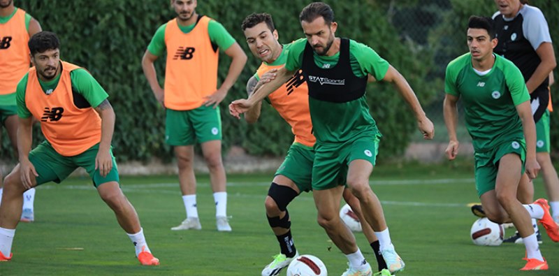 Konyaspor Başakşehir’e bileniyor