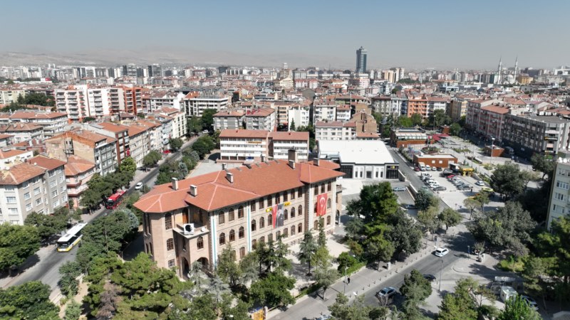 Tarihi Konya Lisesi eğitim dönemine hazır