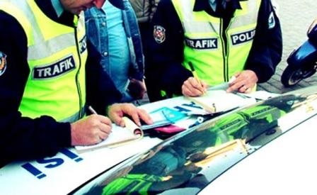 Trafik denetimlerinde 15 bin 738 sürücüye ceza uygulandı