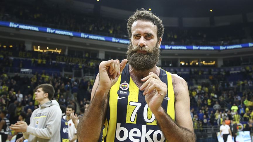 Luigi Datome basketbol kariyerini noktaladı