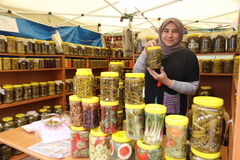 Turşu ve Kültür Festivali sürüyor