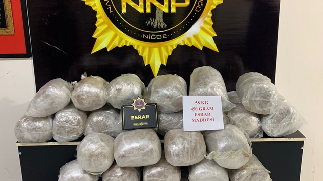 Tırda 58 kilo 450 gram esrar ele geçirildi